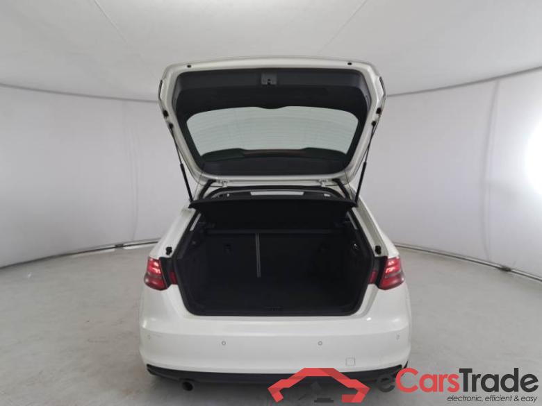 Audi 010094390 AUDI A3 2013 SPORTBACK 1.6 TDI CR ATTRACTION S.BACK #5