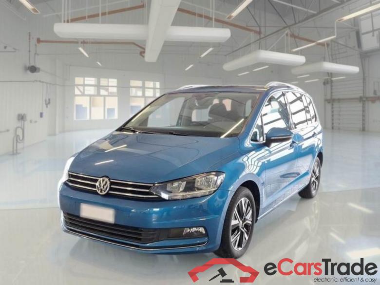 Volkswagen 33 VOLKSWAGEN TOURAN / 2015 / 5P / MONOVOLUME 2.0 TDI SCR EXECUTIVE BMT DSG #1