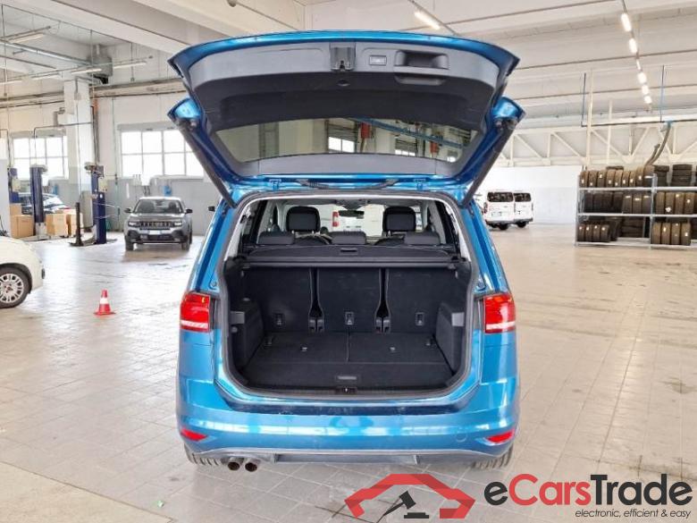 Volkswagen 33 VOLKSWAGEN TOURAN / 2015 / 5P / MONOVOLUME 2.0 TDI SCR EXECUTIVE BMT DSG #5