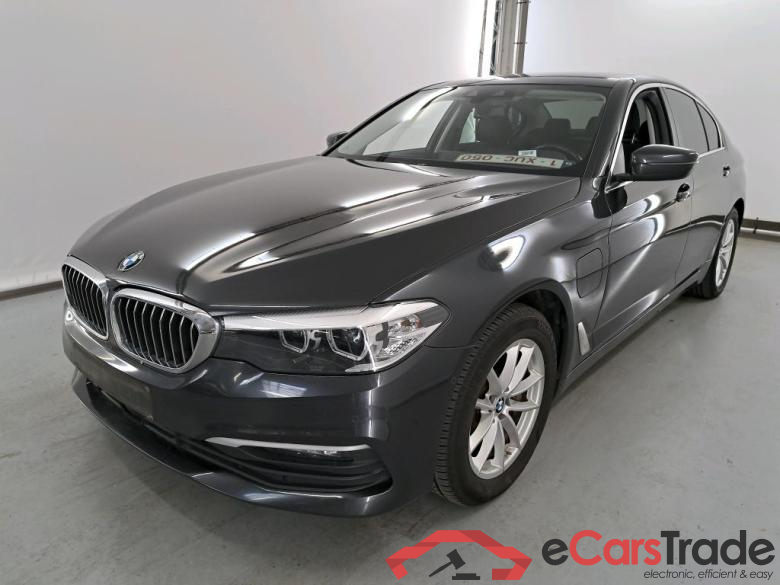 BMW 5 - 2017 530eA PHEV Performance OPF Business Comfort