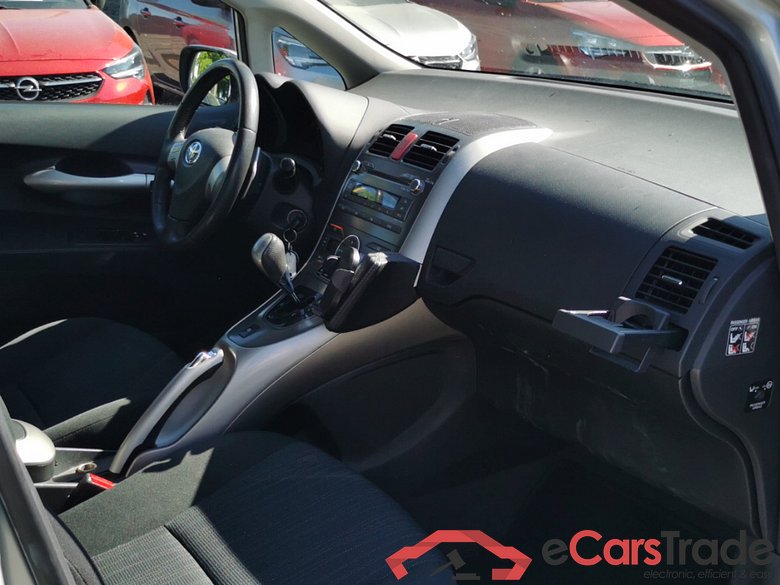 Toyota Life Auris #3