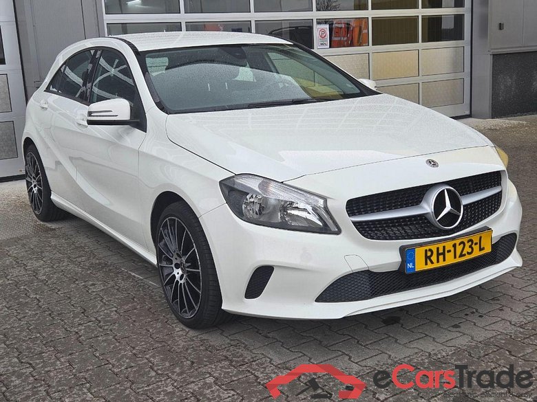 MERCEDES-BENZ A-KLASSE 160 Business #2