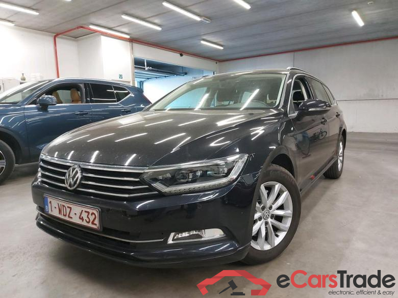 VOLKSWAGEN - VW  PASSAT VARIANT TDI 150PK Comfortline Business & Towing Hook