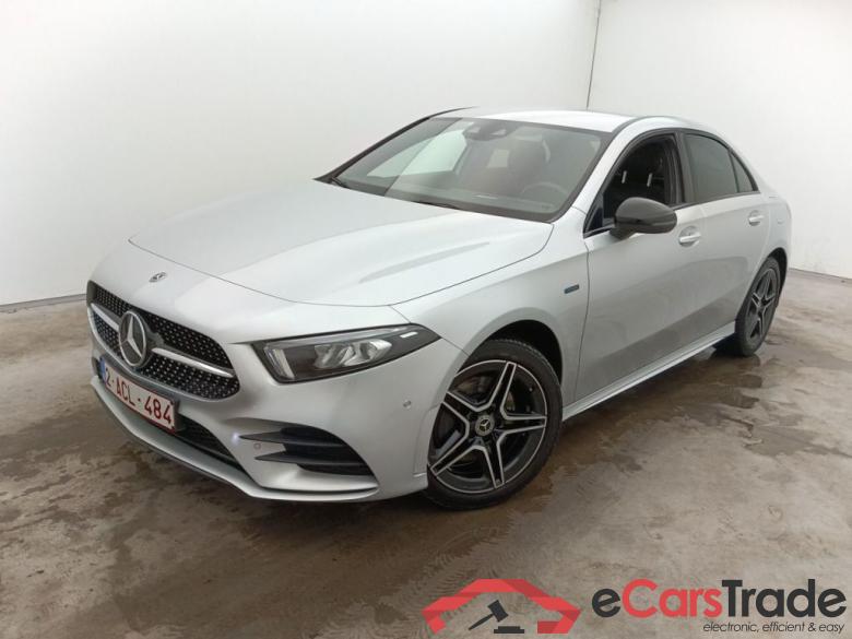 Mercedes-Benz A-Klasse Limousine A 250e Business Solution 4d excluweb end 19.06 #4