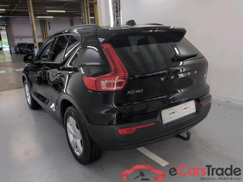VOLVO XC40 1.5 T2 MOMENTUM CORE #3