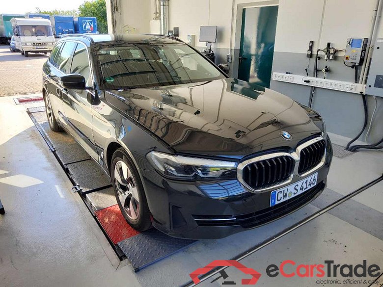 BMW Baureihe 5 Touring (G31)(2017->) DE - Kb5 520 d Mild-Hybrid EU6d, (EURO 6d), (Facelift) 2020 - 2024 #2