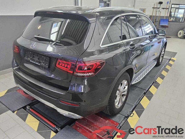 Mercedes-Benz GLC -Klasse (BM 253)(06.2015->) DE - SUV5 GLC 300 d EU6d, d 4Matic (EURO 6d), (Facelift) 2019 - 2022 #3