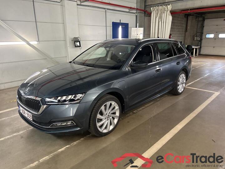 Skoda Octavia Combi Octavia Combi 1.4 TSI PHEV DSG6 Ambition 150kW/204pk  5D/P Auto-6 #1