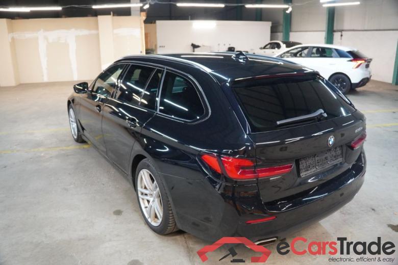 BMW 5-Serie Touring ´16 Baureihe 5 Touring 530 e 2.0 215KW AT8 E6d #4