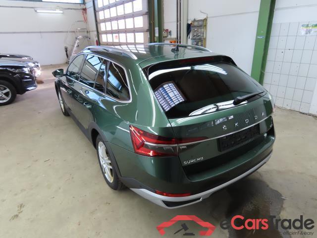 Skoda Superb Wagon ´15 Superb Combi Scout 4x4 2.0 TDI 140KW AT7 E6dT #2