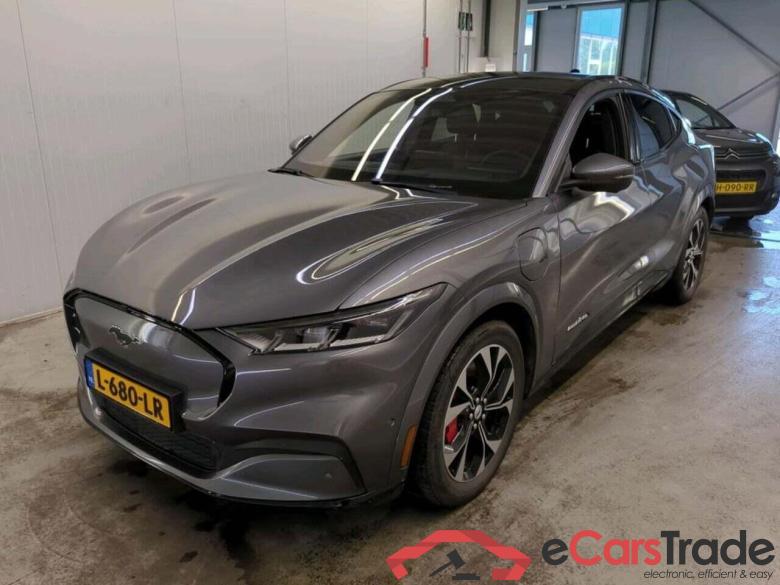 FORD Mustang Mach-E Ext. FE AWD 98 kWh #1