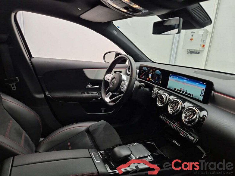 MERCEDES-BENZ A-klasse 250e Bns Sol AMG Lim AUT #3