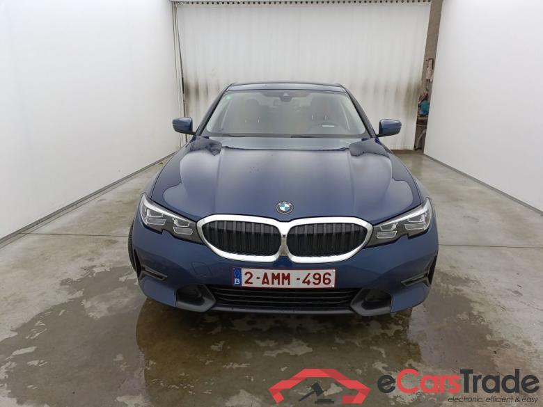 BMW 3 Reeks Berline 318dA (110 kW) 4d #1