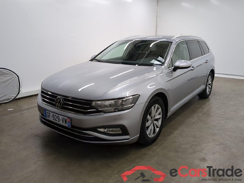 Volkswagen 2.0 TDI EVO SCR 122 DSG7 SW BUSINESS Passat Break Business 2.0 TDI 120CV BVA7 E6d