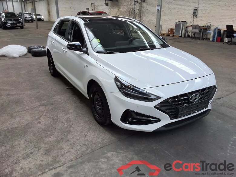 Hyundai i30 5d ´16 i30 Edition 30+ Mild-Hybrid 1.5 T-GDI 118KW AT7 E6d #2