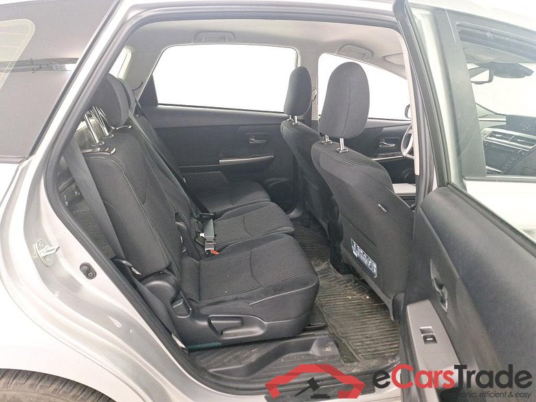 TOYOTA Prius 1.8 VVT-I HYBRID DYNAMIC AUTO #6