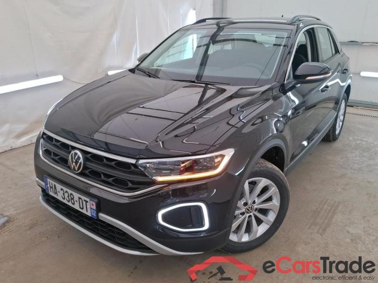 Volkswagen 1.5 TSI 150 EVO2 LIFE VOLKSWAGEN T-Roc / 2021 / 5P / SUV 1.5 TSI 150 EVO2 LIFE #1