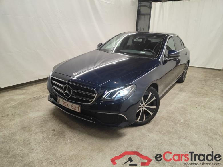 Mercedes-Benz E-Klasse Berline E 300 e Business Solution 4d #3