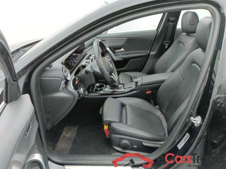 Mercedes-Benz A-Klasse Limousine A 180d Business Solution 4d #6