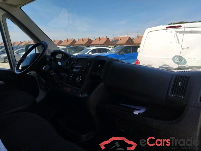 Citroen BlueHDi 88KW (120CV) Furgón 30L1H1 CITROEN Jumper / 2014 / 4P / furgón BlueHDi 88KW (120CV) Furgón 30L1H1 #3