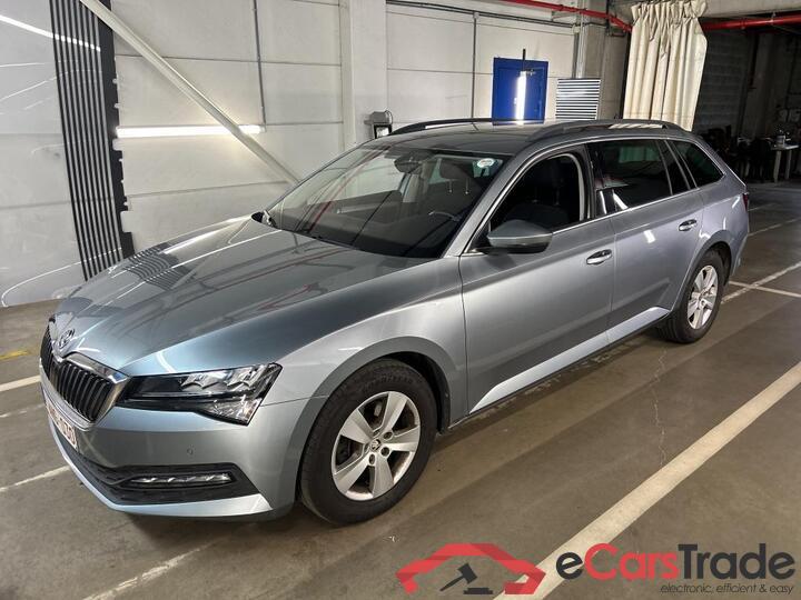 Skoda Superb Combi Superb Combi 2.0 CRTDI Ambition 110kW/150pk  5D/P Man-6 #1