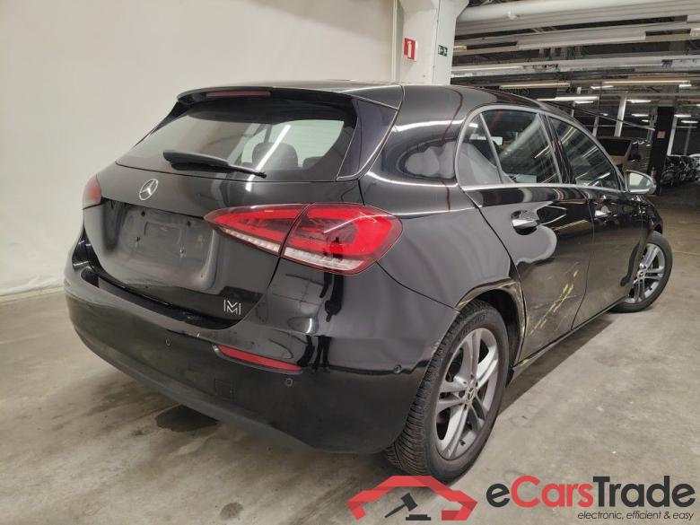Mercedes-Benz A-Klasse A 180 d DCT Launch Edition 5d #5