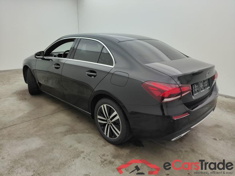 Mercedes-Benz A-Klasse Limousine A 250e Business Solution 4d #5
