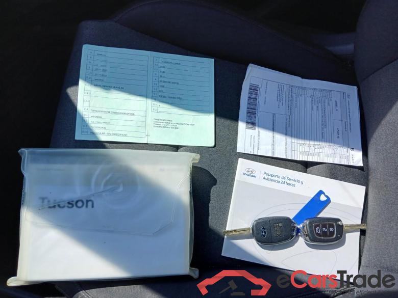Hyundai 1.6 CRDI 85kW (116CV) 48V SLE 4X2(SP)(SL) HYUNDAI Tucson / 2018 / 5P / todoterreno 1.6 CRDI 85kW (116CV) 48V SLE 4X2(SP)(SL) #5
