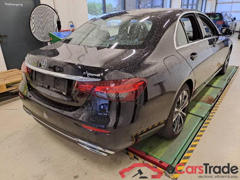 Mercedes-Benz E -Klasse Lim. (BM 213)(08.2016->) DE - Lim4 E 300 de EU6d, de Avantgarde (EURO 6d), (Facelift) 2020 - 2023 #3