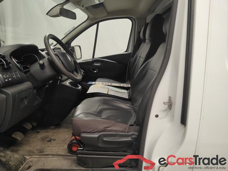 Renault Trafic L1H1 dCi 120 Grand Confort 2.7T 4d #6