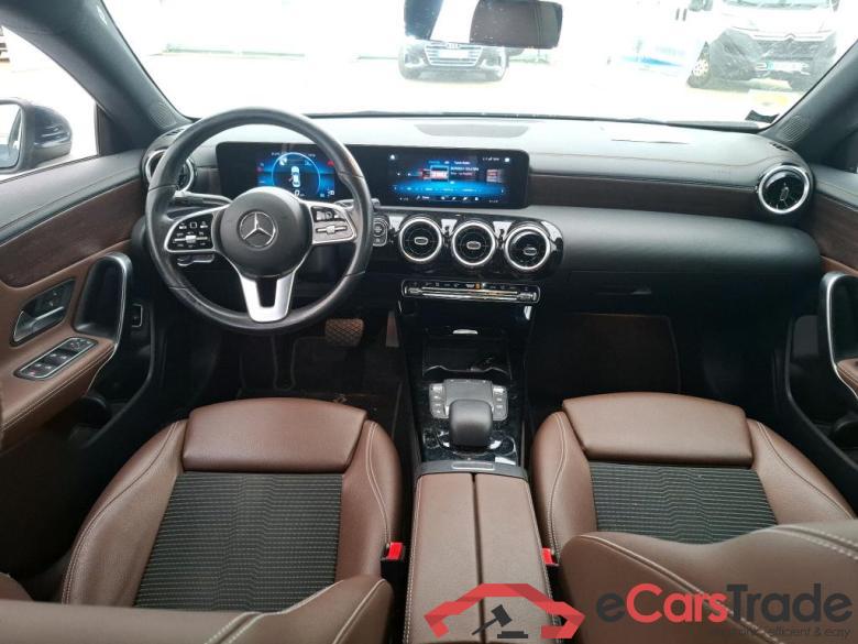 Mercedes CLA 200 d Business Line BA8 MERCEDES-BENZ CLA Coupe / 2019 / 4P / Coupé CLA 200 d Business Line BA8 #5