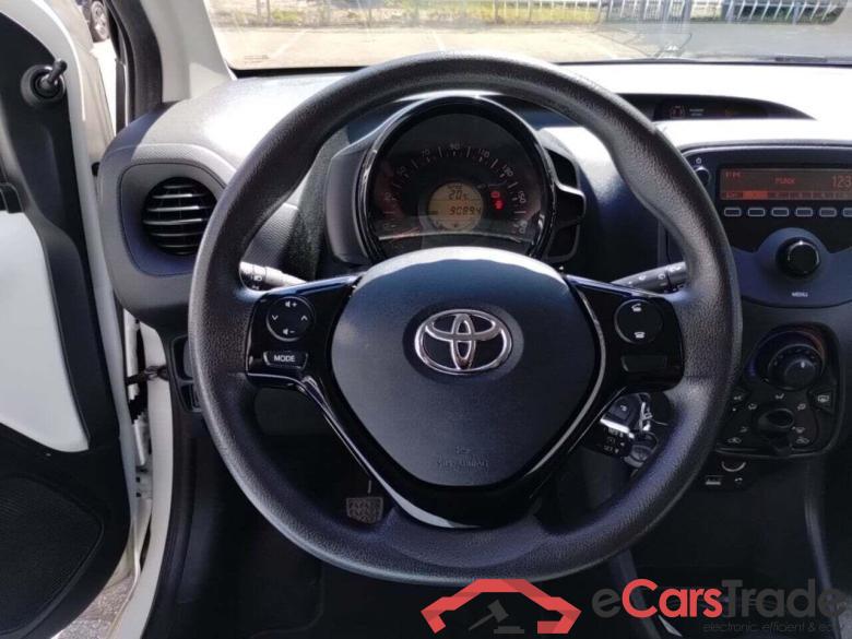 TOYOTA Aygo 1.0 VVT-i x-fun #6