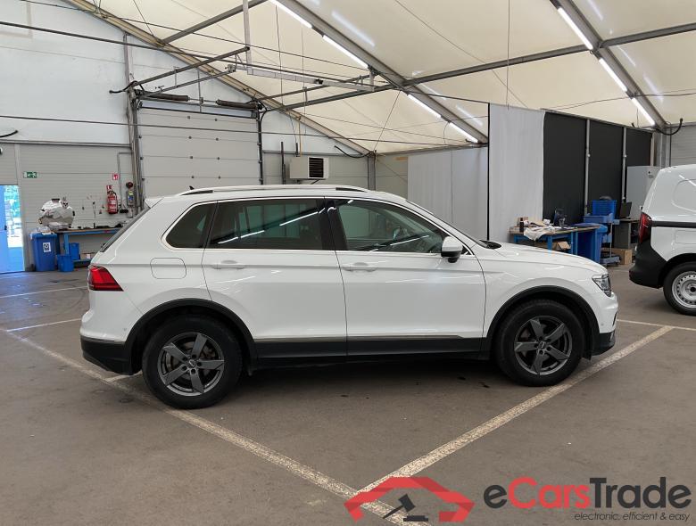 VOLKSWAGEN Tiguan Tiguan Highline 1.4 l TSI ACT 110 kW (150 PS) 6-speed dual-clutch transmission DSG #3