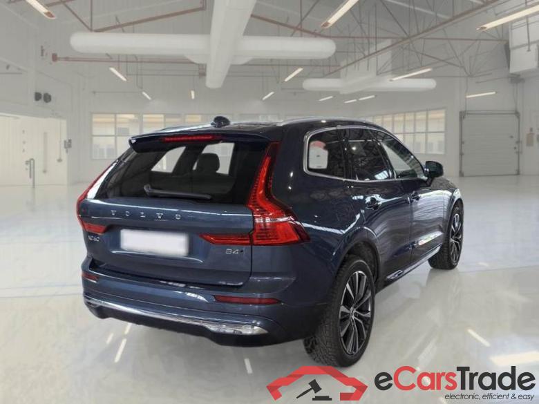 Volvo 7 VOLVO XC60 / 2021 / 5P / SUV B4 D AWD AUTOMATICO INSCRIPTION #2