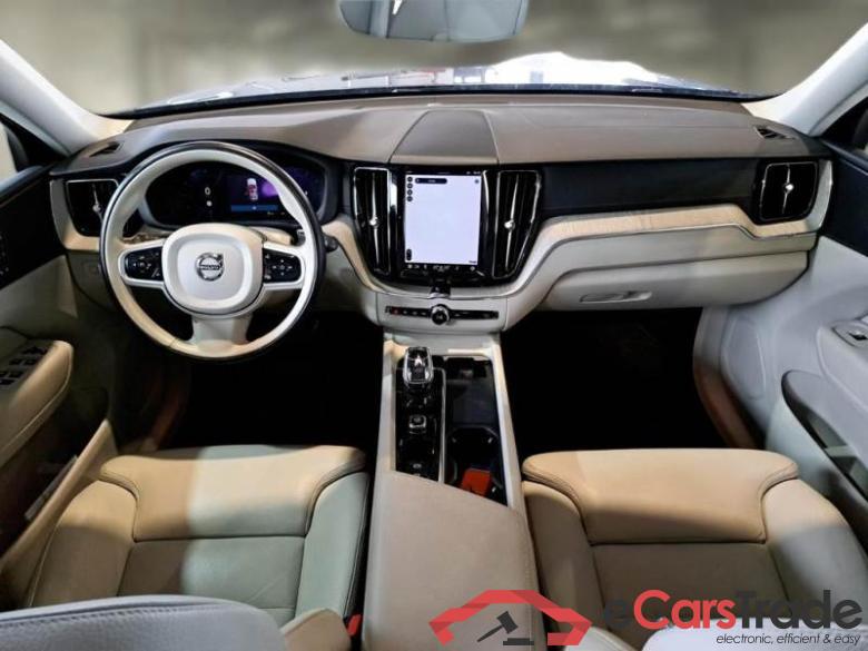 Volvo 7 VOLVO XC60 / 2021 / 5P / SUV B4 D AWD AUTOMATICO INSCRIPTION #3