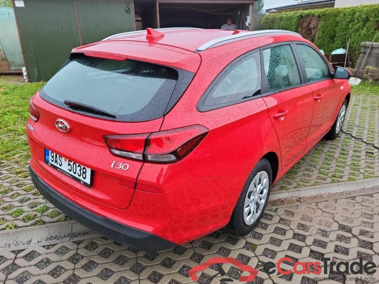 Hyundai  i30  cw (PD)(2017->) i30 1.5i Start Plus kombi 5d #2