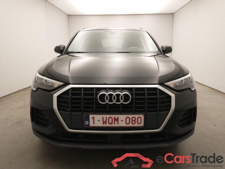 Audi Q3 35 TDI S Tronic Business Edition 5d #2