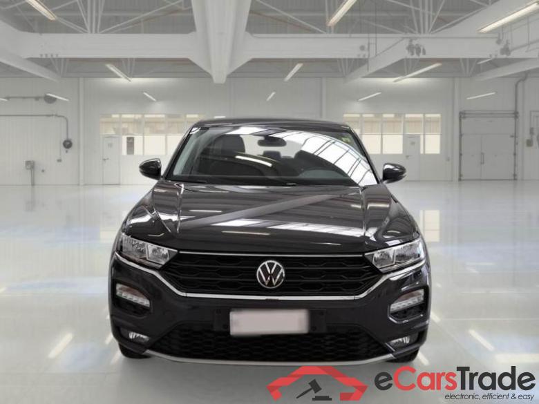 Volkswagen 49 VOLKSWAGEN T-ROC / 2017 / 5P / SUV 1.5 TSI ACT BUSINESS DSG #6