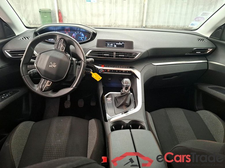 Peugeot Puretech 130  ACCESS PEUGEOT 5008  2016  5P  SUV Puretech 130  ACCESS #5