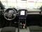 preview Volvo XC40 #4