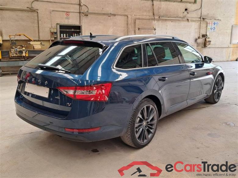 Skoda 23 SKODA SUPERB WAGON / 2019 / 5P / STATION WAGON 1.4 TSI PLUG-IN HYBRYD EXECUTIVE DSG #2