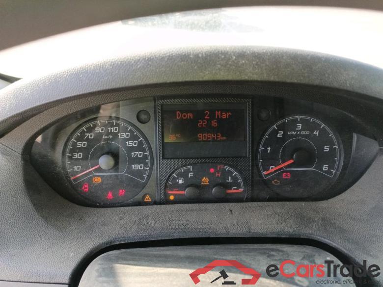 Peugeot Pack 330 L1 H1 BHDI 88kW(120CV) S&S 6 V. PEUGEOT Boxer / 2014 / 4P / furgón Pack 330 L1 H1 BHDI 88kW(120CV) S&S 6 V. #4