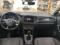 preview Volkswagen T-Roc #4