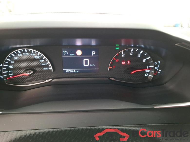 Peugeot BLUEHDI 130 S&S EAT8 ALLURE 2008 Allure 1.5 HDi 130CV BVA8 E6d #6