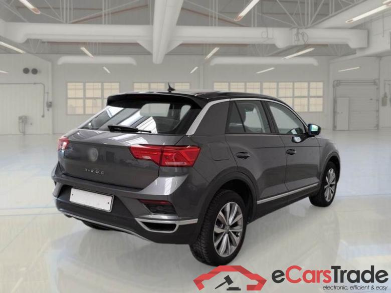 Volkswagen 21 VOLKSWAGEN T-ROC / 2017 / 5P / SUV 2.0 TDI SCR STYLE BMT #2
