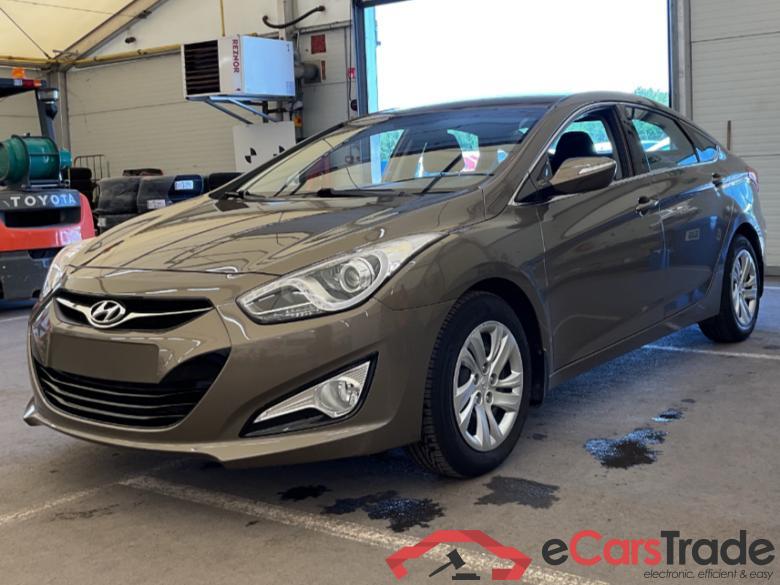 Hyundai i40 1.6 GDI Lounge Navi KeylessGo Klima ... #1
