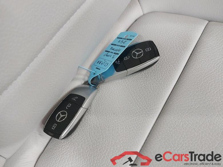 MERCEDES - MER E BERLINE 200 d 160PK DCT Pack Premium With Neva Leather & Head Up #4