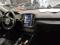 preview Volvo XC40 #4