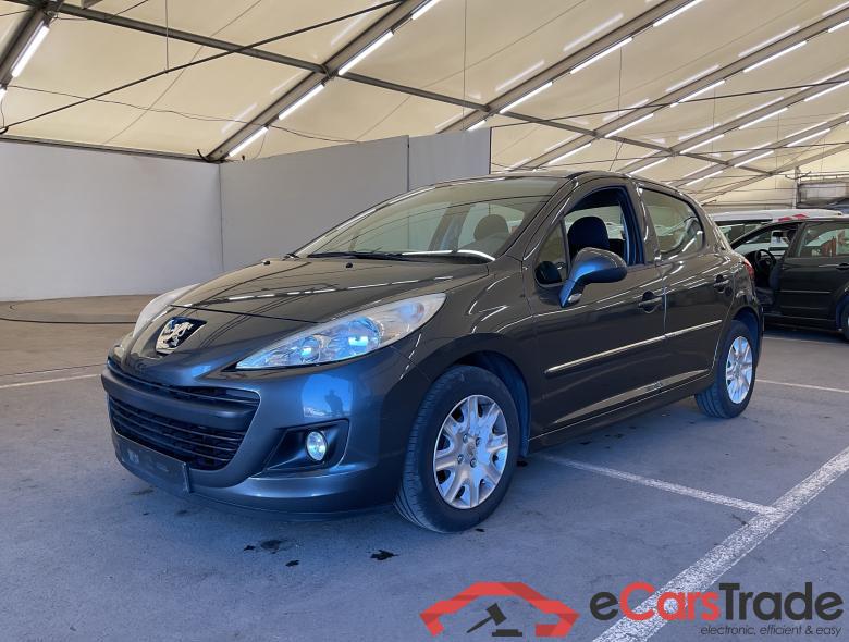 PEUGEOT 207+ 1.4i Access #1