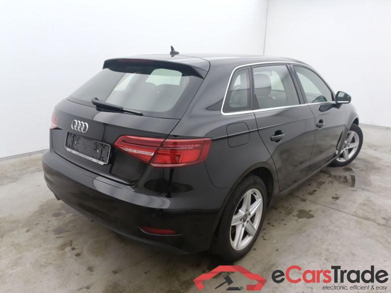 Audi A3 Sportback 1.6 30 TDi 85kW 5d #5